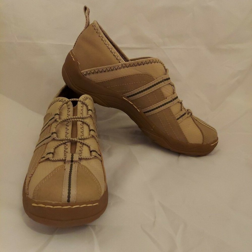 I Love Comfort Womens Logan Tan/Beige Slip On